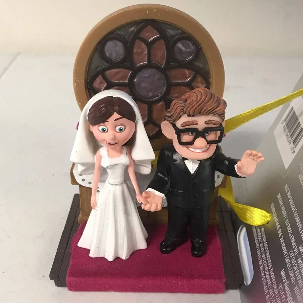 Disney Pixar Carl and Ellie Wedding Sketchbook Ornament – Up